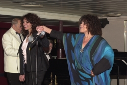 Dame Cleo, daughter Jacqui Dankworth, and John Dankworth at an MFAS 2002 Benefit